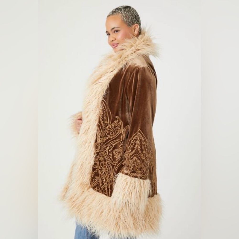 Faux fur penny lane velvet robe coat✨